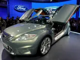El nuevo proyecto de Ford, el coupé "losis", durante su presentación en la Feria Internacional del Automóvil de Francfort