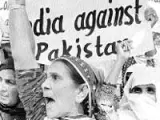 Mujeres paquistaníes protestan. (Fotos: efe).