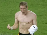 Schweinsteiger celebra uno de sus goles ante Portugal en el Mundial.