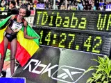 La atleta etíope Tirunesh Dibaba batió su propio récord del mundo (Reuters).