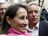 Ségolène Royal llega a la sede del partido socialista en París, un día después de su derrota en las urnas (ARCHIVO)