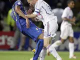 Zidane, justo después de dar el cabezazo a Materazzi. (Reuters)