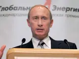 El presidente ruso, Vladimir Putin, pronuncia unas palabras en el Foro Económico Internacional en San Petersburg.