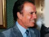 Néstor Kirchner(i), Carlos Menem y Raúl Alfonsín (d).