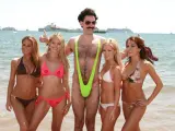 Borat (Sacha Baron Cohen), durante su visita a California.