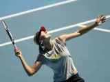 Sharapova practica en Melbourne para el Abierto de Australia (EFE).