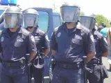 Agentes de la Unidad de Intervención Policial.