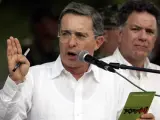 Uribe, durante una rueda de prensa en Villavicencio. (REUTERS/Carlos Duran)