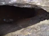 Interior de la galereía subterranea, en plena subida de la vereda conocida como el 'Atajo de la Zorra'.