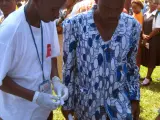 Practicando tests para detectar la Malaria en Liberia