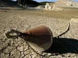 La sequía es uno de los efectos más graves del cambio climático. En la foto, el embalse de Entrepeñas, en Guadalajara (EFE).