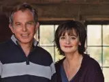 Cherie junto a su marido, Tony Blair, en una imagen de archivo.