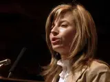 La ministra de Igualdad, Bibiana Aído, durante la conferencia-coloquio del Foro Social de Europa Press.