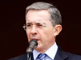 Uribe ha pedido perdón por utilizar el emblema del organismo. (ARCHIVO)