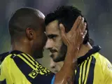 Guiza y Deivid celebran el gol del jerezano para el Fenerbahce.