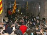 Los estudiantes, en el Departamento catalán de Educación.