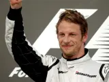 Button celebra su triunfo en Bahrein.