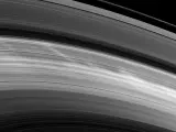 Los radios de los anillos de Saturno.