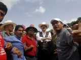 Manuel Zelaya, este viernes en la frontera con Honduras.