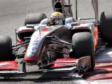El piloto británico Lewis Hamilton, de McLaren Mercedes, lideró casi toda la carrrea. Al final, terminó contra el muro y sin puntos.