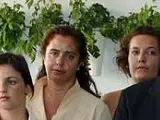 Maite Iraola (segunda por la izda.) junto a los concejales ex socialistas que han protagonizado la moción de censura en Benidorm.