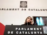 Montserrat Nebrera, durante la rueda de prensa que ofreció en el Parlament.