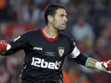 El 'paralotodo'. Andrés Palop evitó en varias ocasiones el empate del Atlético.