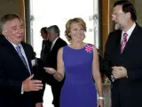 Imagen de archivo de Esperanza Aguirre, con Mariano Rajoy y el presidente de la Empresa Familiar, Clemente González.