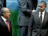 El presidente de México, Felipe Calderón (izqda) junto al presidente de EE UU, Barack Obama, tras la pasada Cumbre del G-20 en Corea del Sur.