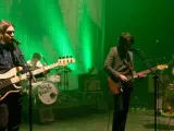 Arctic Monkeys, durante un concierto.