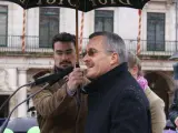Ortega Lara lee el manifiesto en la marcha a favor de la vida en Burgos