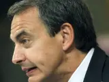 El presidente del Gobierno, José Luis Rodríguez Zapatero, durante su intervención en la segunda jornada del debate sobre el estado de la nación.