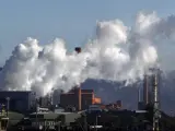 Una fábrica australiana a pleno rendimiento. El ejecutivo de este país ha anunciado un impuesto especial anti-contaminación para luchar contra el cambio climático.
