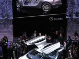 Uno de los modelos que acaparará más miradas en el Salón de Frankfurt es el Mercedes-Benz F125!, un prototipo de deportivo ecológico con una línea asombrosa. La apertura de puertas es en forma de "alas de gaviota" y utiliza el hidrógeno como combustible.