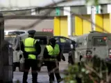 Agentes de policía en Belfast, en una imagen de archivo.