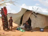 Cientos de miles de personas abarrotan los campos de refugiados somalíes de Dadaab, en Kenia.