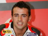 El piloto de motociclismo Héctor Barberá dio positivo en un control rutinario de alcoholemia Valencia. Los hechos tuvieron lugar en enero de 2012. El corredor de motos pidió disculpas públicamente.