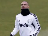 El defensa portugués del Real Madrid Képler Laveran 'Pepe'.