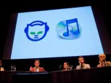 Logotipo de Napster mostrado en una conferencia.