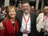 El nuevo secretario general del PSOE de Valencia, Ximo Puig, junto a Leire Pajín, su 'número dos', a su llegada al XII Congreso Nacional del PSPV-PSOE.
