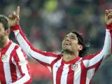 Falcao celebra un tanto ante el Athletic.