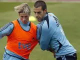 Fernando Torres y Álvaro Negredo, durante un entrenamiento.