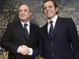 Florentino Pérez y Sandra Rosell, presidentes del Real Madrid y el Barcelona, se saludan antes del clásico.