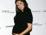 La modelo Adriana Lima, luciendo embarazo, en una imagen de archivo.