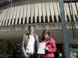 Soraya Rodríguez y Eduardo Madina presentan en el Constitucional el recurso del PSOE contra la amnistía fiscal del Gobierno de Rajoy.