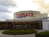 Vista del Centro de Artes el lunes 22 de octubre de 2012, previo al inicio del tercer y último debate del presidente estadounidense, Barack Obama, que aspira a la reelección, y su rival republicano, Mitt Romney, en la Universidad Lynn en Boca Ratón, Florida (EEUU).