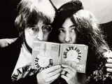 John Lennon y Yoko Ono, en la década de los 70.