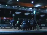Carga policial dentro de Atocha