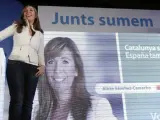La candidata del Partido Popular a la presidencia a la Generalitat, Alicia Sánchez Camacho, durante el acto político de inicio de campaña electoral que los populares celebran en Castelldefels, Barcelona.