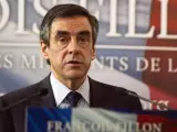 François Fillon en la rueda de prensa en el Musse Social de Paris donde anunció la creación de la Rassemblement-UMP.